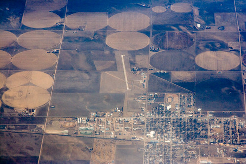 industry town airport scenic favorites engineering farmland agriculture urbanplanning aerialphotograph civilengineering ef28135mmf3556isusm score30