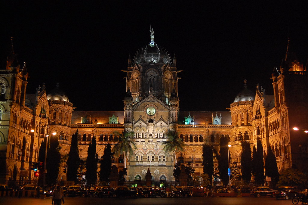 Mumbai - The City Ever so Extravagant and Flamboyant in Every Way