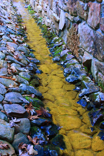 statepark water stone canon spring arkansas mineralwater lakeouchita ef28135mmf3556isusm eos40d threesistersspring