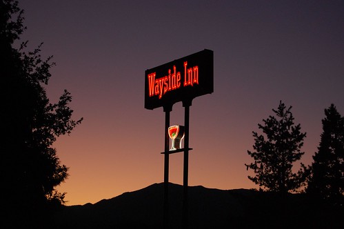 california ca sunset mountains silhouette sign neon signage highway99 mtshastaca mtshastacity route99 us99 historicusroute99