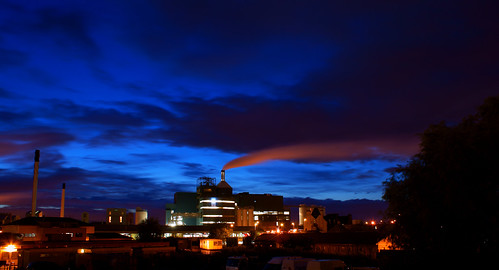 sky station night clouds warrington factory cheshire unilever persil bankquay crossfields slutcherslane