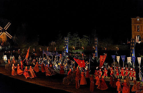 show red france mill night moulin rouge historic histoire historical vendee nuit reconstruction spectacle historique 1793 reconstitution puydufou royalist chouans historu goldstaraward chouan
