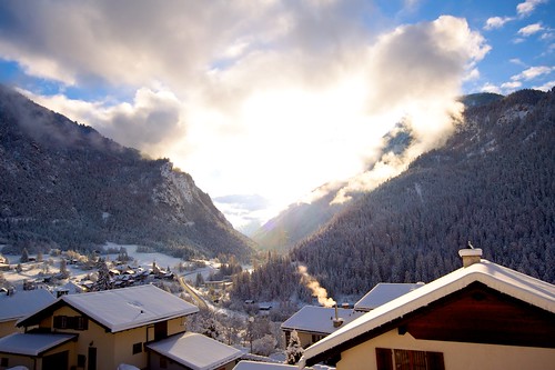 blue schnee white snow mountains alps sunrise canon eos gold schweiz switzerland suisse svizzra sigma berge alpen blau albula weiss ela 10mm graubünden 50d filisur girsons