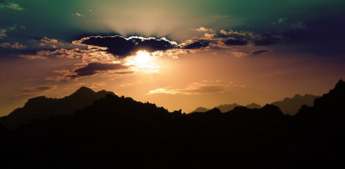 november sunset holiday mountains sonnenuntergang desert urlaub egypt wolken 2008 sonne ägypten sinai wüste gebirge top20sunsets flickrific sigma18200mmf3563dcos
