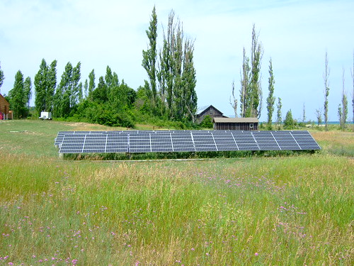island grid solar village power nationalparkservice northmanitouisland solarpower leelanau photovoltaiccell sleepingbearsanddunesnationallakeshore