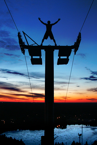 sunset silhouette geotagged crazy sweden pylon skilift balance balancing jackass stunt rickardgillberg