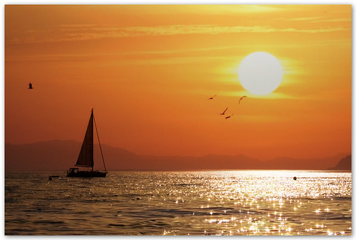 sunset sea españa sun sol atardecer boat mar andalucía spain barco granada mediterráneo salobreña alhambra2006 silviadeluque infinestyle hilariocamacho soleninvierno