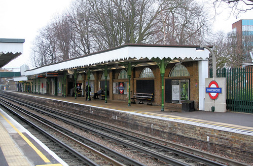 Snaresbrook Underground station