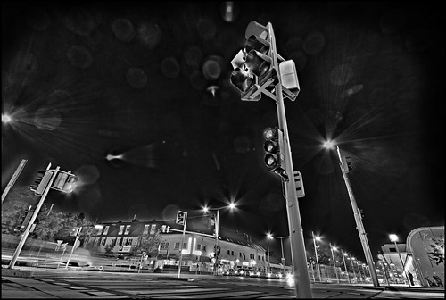 vienna wien bw night geotagged trafficlight traffic apad verkehr ampel kagranerplatz permpublic geo:lon=16444108 geo:lat=48251084 apad21