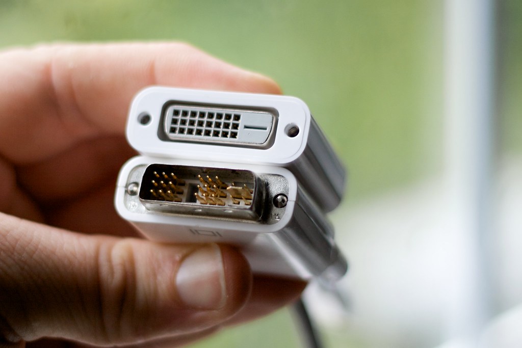 Apple Mini DisplayPort adapter FAIL