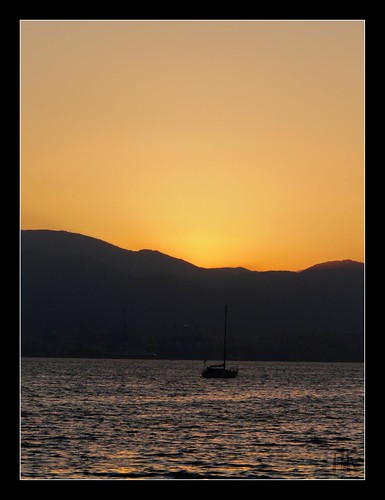 sunset atardecer mar barco playa panasonic silueta algeciras bahíadealgeciras campodegibraltar lumixaward fz18