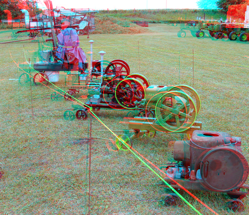 old rural stereoscopic stereophoto 3d antique farm engine iowa historic equipment anaglyphs redcyan 3dimages 3dphoto 3dphotos 3dpictures stereopicture