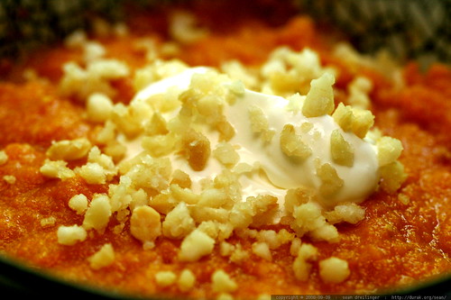 recipe: carrot macadamia soup with sour cream    MG 0357