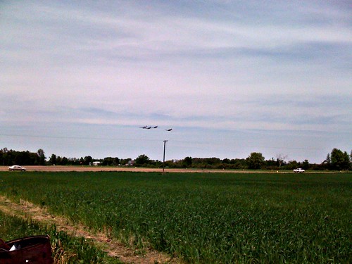 farm airplanes airshow planes memorialday texan thefarm t6 iphone shiawasseecounty warplanes flickup flyingmachines antrimtownship