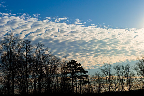 morning clouds 50mm pentax rippled ymca lightroom k20d ljhphotography louhablas crowdmedia ljhphoto