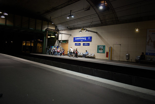 RER B Luxembourg Paris