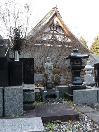 cemetery grave japan geotagged temple geo:lat=3669954681 geo:lon=13889398193