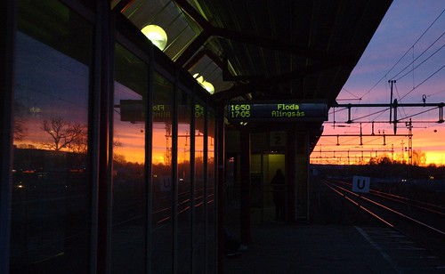 sunset station clouds train sweden solnedgång lerum moln tåg västragötaland västergötland pendeltåg