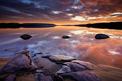 lake reflection beach water norway landscape mirror sand colorful vibrant fineart scandinavia waterscape tyrifjorden canoneos5d røsholm andersnæsset