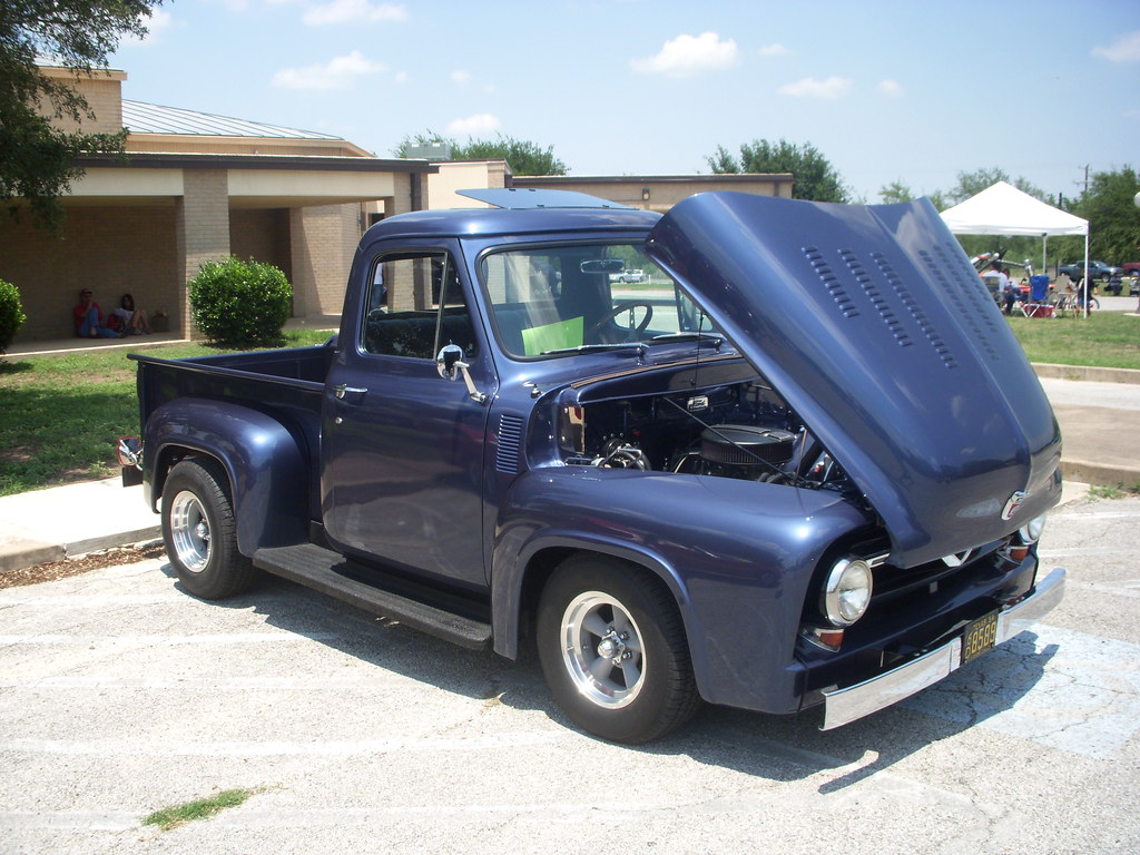 1954 Ford F-100 Left