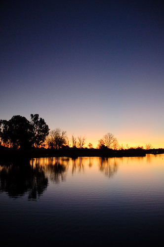 sky lake water sunrise january kitlens 1870mmf3545g prado 2009 chino d300 nikond300 pradoregionalpark ©neilbernhart neilbernhartcom