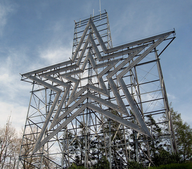 The Mill Mountain Star, Roanoke, Virginia | Flickr - Photo Sharing!
