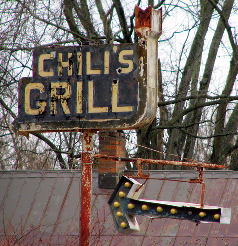 sign neon tn tennessee grill waverly chilis arrowsign humphreyscounty bmok bmok2 bmokneon