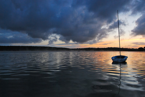 sky cloud lake water weather sunrise landscape dawn boat biosphere lagoon d80