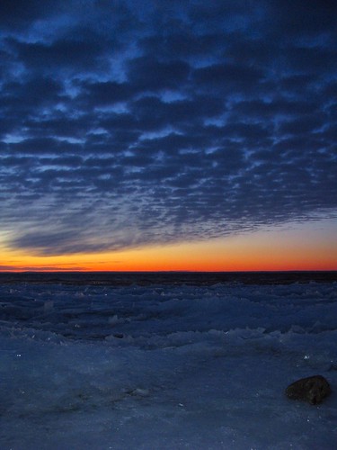 winter ice minnesota clouds sunrise photo brightonbeach duluth lakesuperior