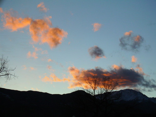 sunset mountains clouds unitedstatesofamerica coloradosprings co 365tolife phunfotos