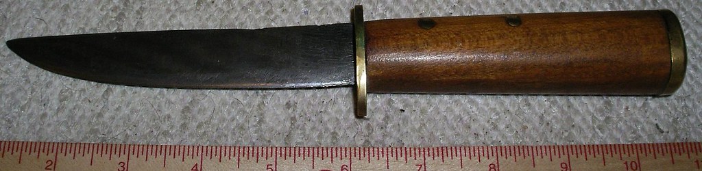 Knife-01