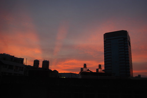 morning light red sky cloud color sunrise landscape dawn twilight nikon glow shadows taiwan taichung rays 台灣 scape 雲 影子 oragne crepuscularrays crepuscular 台中 早晨 光束 d40x 暮光 daniellih