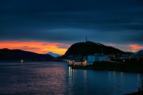 sea sky clouds sunrise reflections dawn fjord fishingboat ålesund aalesund golddragon larigan phamilton