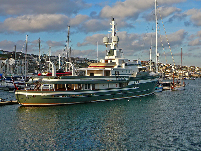 steel george town yacht