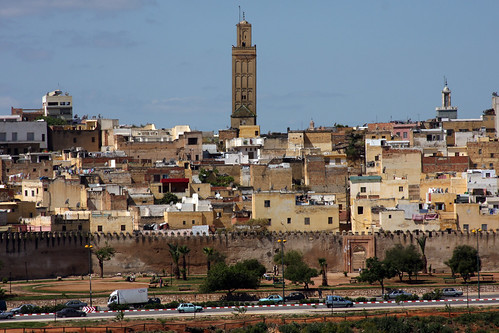road city building buildings minaret morocco meknes المملكةالمغربية‎ المغرب‎ مكناس‎ geo:lat=33903093 geo:lon=5561491