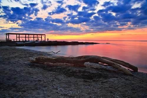 longexposure sunset sun lake color beach water silhouette clouds pier lakeerie greatlakes nd imissu avonlakeohio