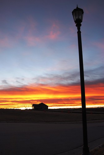 sunset sky cloud house nikon streetlight colorado lamppost 1855 nikor d40x dktrpepr