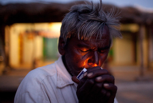 tribal smoking tradition development gujarat indigenous bidi herdsmen rabari kutch 0527 beedee
