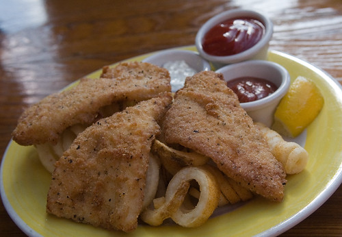 food bigsur roadtrip fries 1755mmf28g calamari raggedpointinn seasonedfries