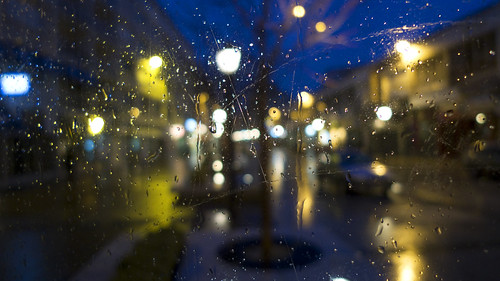 street morning france reflection water rain dawn streetphotography raindrops normandy caen daybreak laube