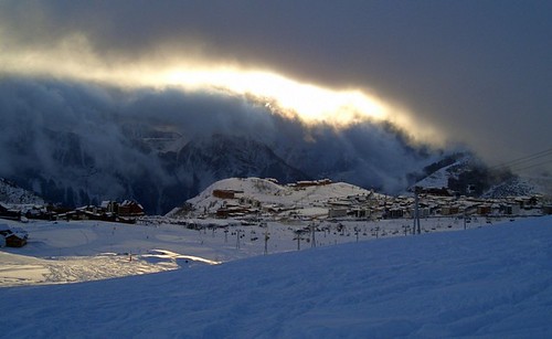 sun snow france alps clouds snowboarding view fra alpedhuez isère