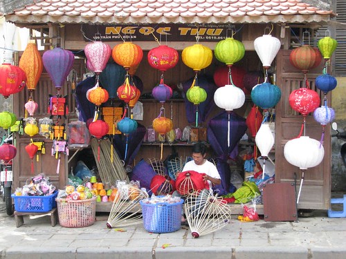 Hoi An - Lantern shop at daytime