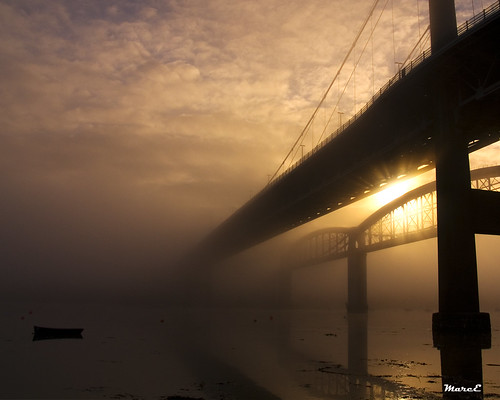 mist sunrise boat tamar saltash royalalbertbridge brunelbridge tamarbridge