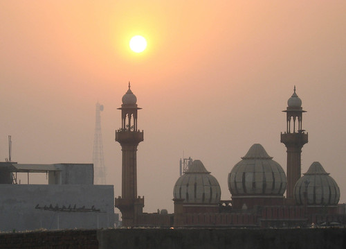 india sunrise delhi mosque paharganj theindiatree qaziwali