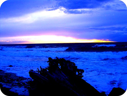 sunset seascape beach nature geotagged waves whidbeyisland washingtonstate straitofjuandefuca hastielakerdbeach wavesatsunset