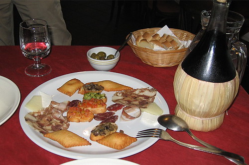 sardegna italy food dinner canon italia sardinia canonpowershota520 tempiopausania lagriturismolacerra