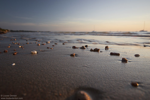 ocean beach rocks waves angle pov stones nt low australia ground darwin down pebbles fanniebay vesteysbeach