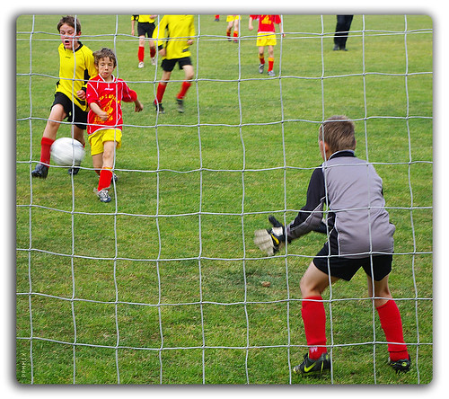 kids goalie handinhand goalkeeper turnhout itsallinthethumbs squareshotsscorebetterinflickr