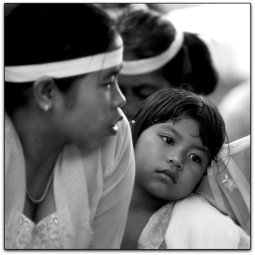 portrait bali girl indonesia eyes dia bn scan cisco ritratto denpasar bienne