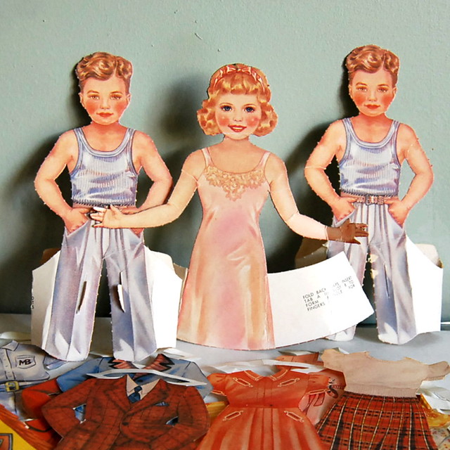 Paper dolls, 1940s